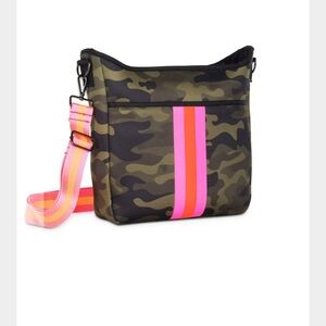 HAUTE SHORE - Blake Showoff Camo Neoprene Crossbody Bag Pink & Orange Strap